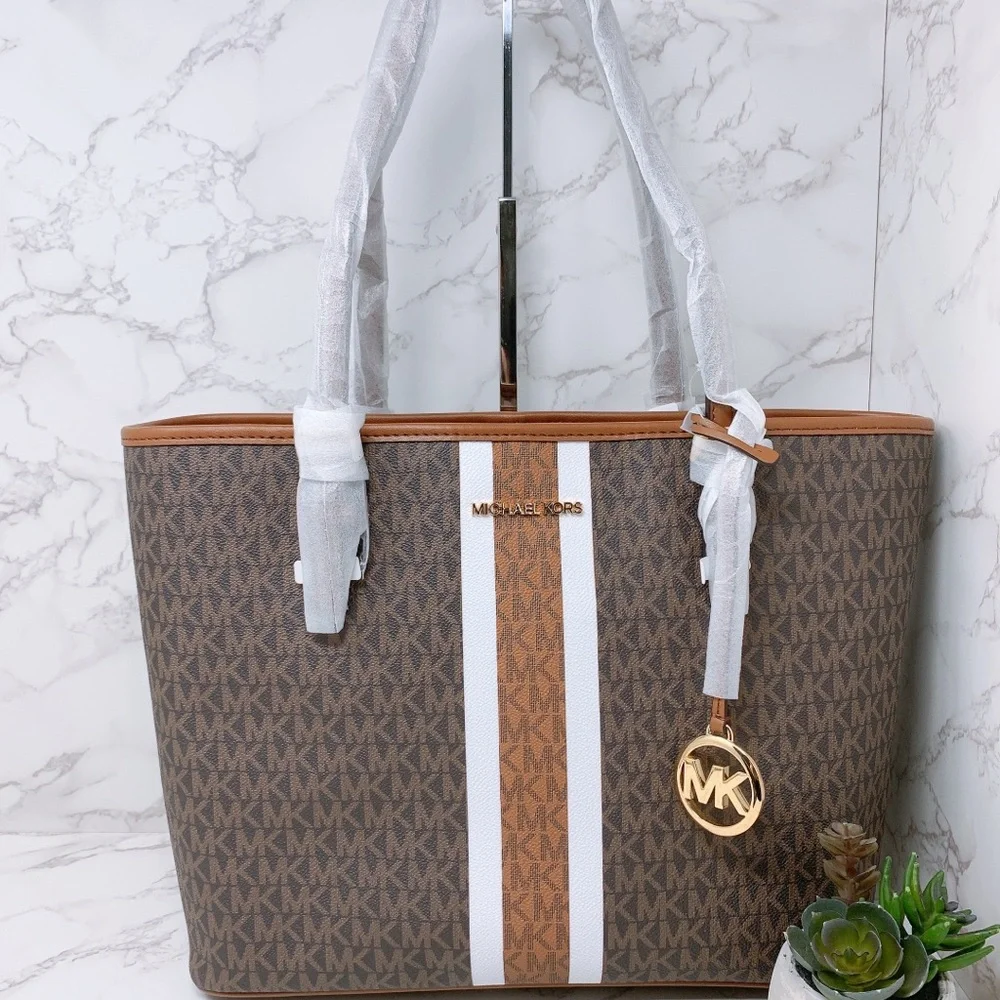 Michael Kors JST Medium Carryall Tote - Picture 1 of 9